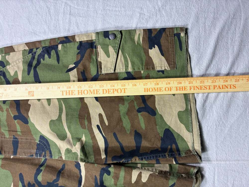 Brixton Fleet Cargo Shorts Size 36 Camo - Picture 5 of 10